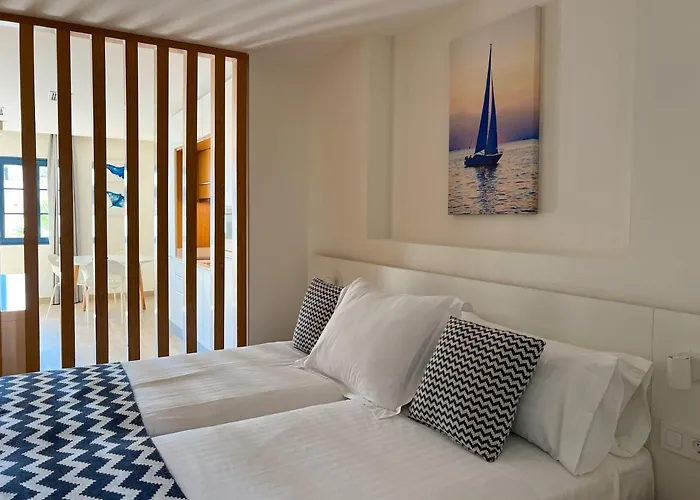 Cordial Marina Blanca 4*