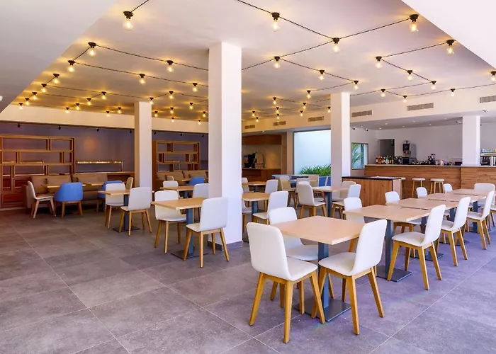 Cordial Marina Blanca 4* 普拉亚布兰卡