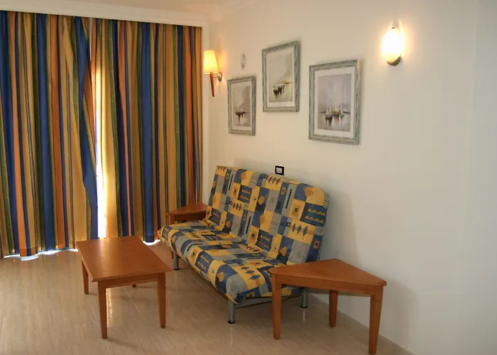 Cordial Marina Blanca 酒店