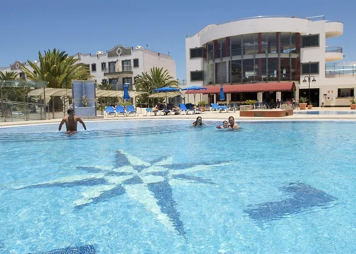 Cordial Marina Blanca 酒店 4*