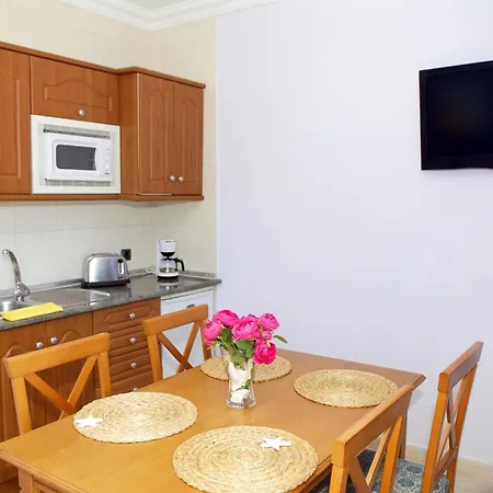 Cordial Marina Blanca 4*