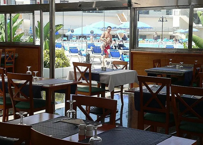 Cordial Marina Blanca Ξενοδοχείο 4*